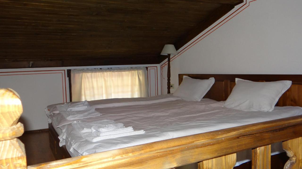Hotel Недкова Къща Kopriwschtiza Exterior foto